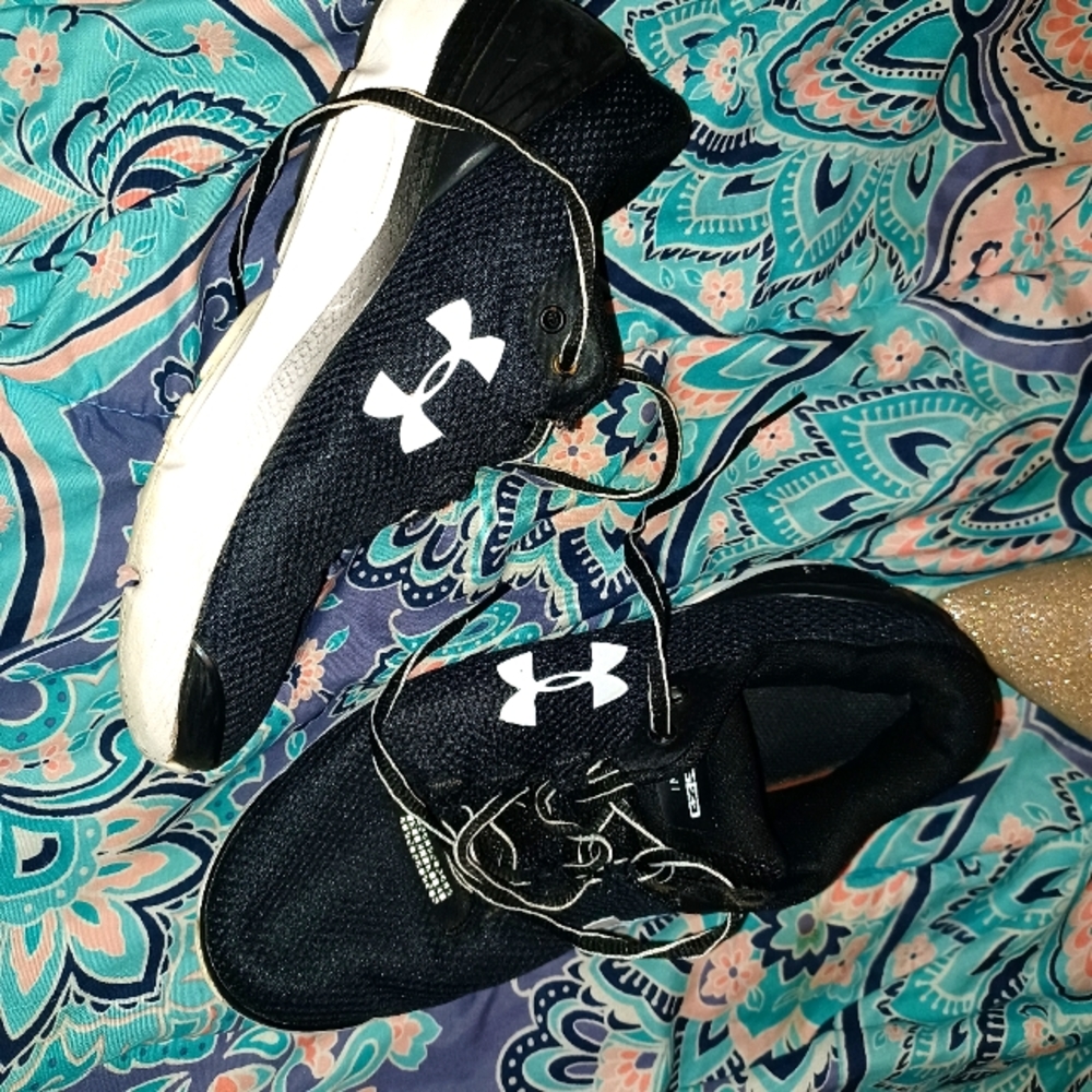 Womens under armour shoes